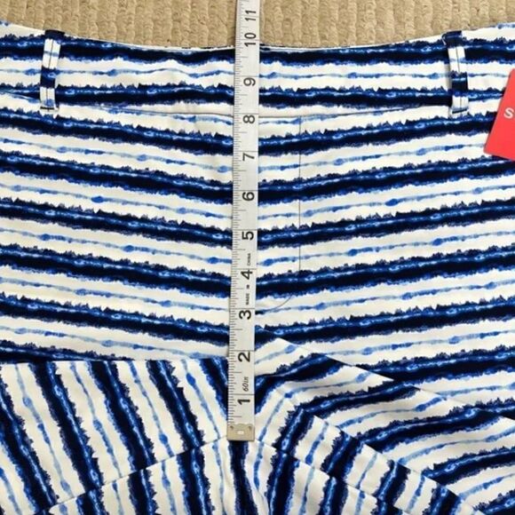 Spanx Sunshine Blue Painted Stripe 6” Short Size Large - Picture 5 of 8